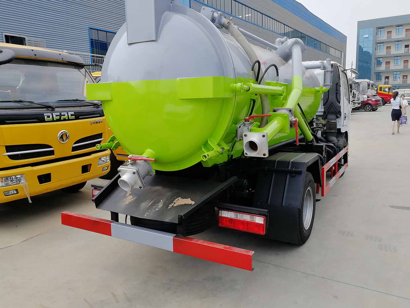 吸污車(chē)