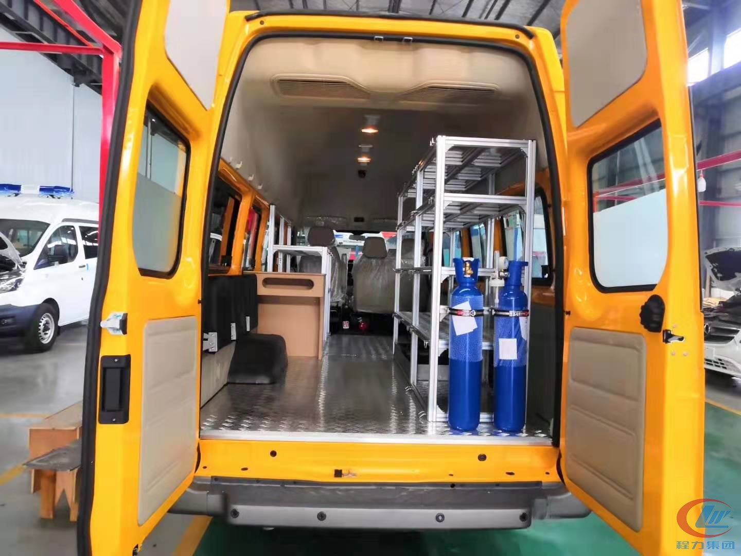 福特新時(shí)代客運(yùn)版救護(hù)車(chē)，福特應(yīng)急救援車(chē)